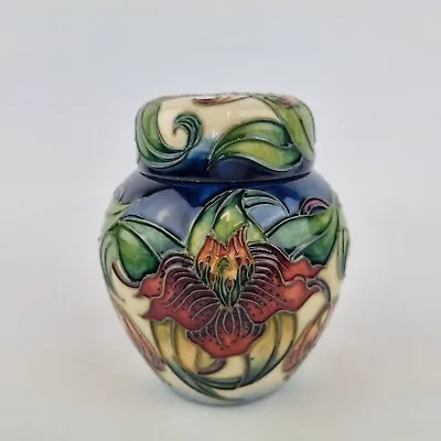 Buy Moorcroft Pottery Hinger Jar Anna Lily By Nicola Stanley 10.5cm High • 195£