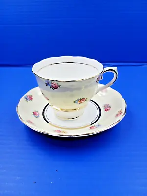 Buy VTG Colclough Teacup & Saucer Pale Yellow Pink Roses Bone China Made In England • 18.97£