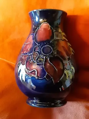 Buy Small Moorcroft Anemone Design Baluster Vase • 40£