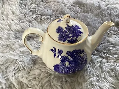 Buy Vintage Sadler Teapot With Blue Details And Gold Rimmed Including The Lid • 15£