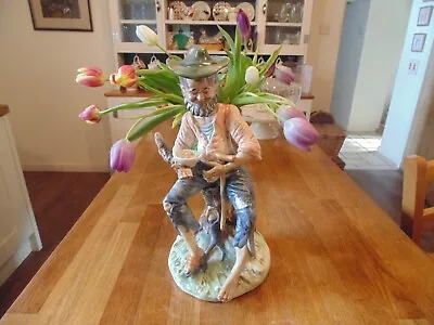 Buy Capodimonte Figurine Of A Tramp • 9.99£
