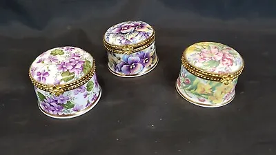 Buy Three Trinket Pill Boxes Round Fenton China In Bone China With Floral Patterns • 38.85£