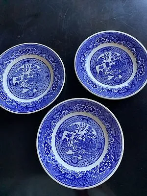 Buy 3 VINTAGE BLUE WILLOW WARE SAUCERS WHITE 6-1/8  By Royal China/underglaze • 27.99£