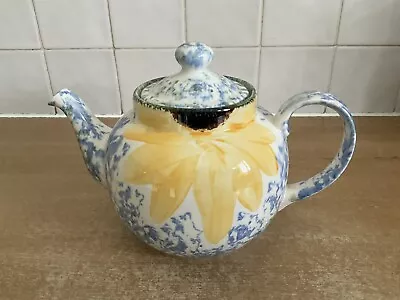 Buy Poole Pottery- Vincent Sunflower - 2 1/4 Pt Tea Pot • 36£
