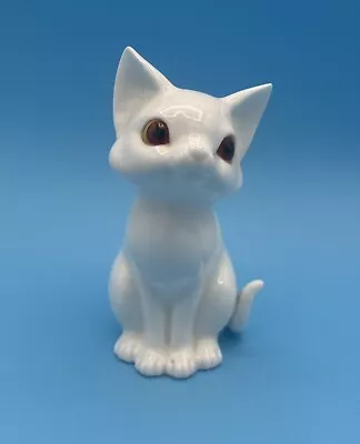 Buy Vintage Royal Osborne White Bone China Cat Figurine TMR-4389 • 9£