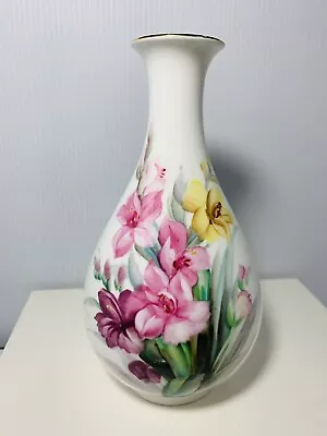 Buy Noritake ~Nippon Toki Kaisha Hand Painted-Bone China-Vase Unique (Artist Signed) • 26.55£