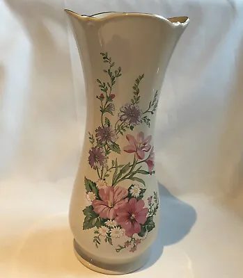 Buy Royal Winton Vase • 6.99£