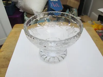 Buy Large Flower Pattern Cut Glass Fruit Bowl • 2£