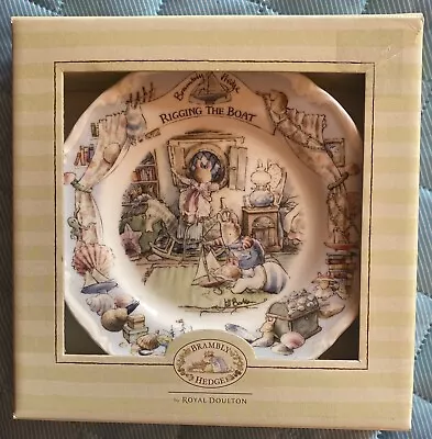 Buy Royal Doulton Brambly Hedge 'Rigging The Boat' 16cm Tea Plate - Sea Story Series • 39.99£