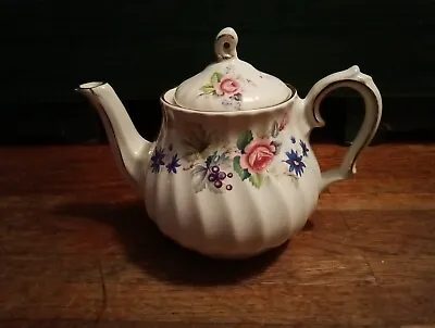 Buy Sadler Small Teapot • 8£