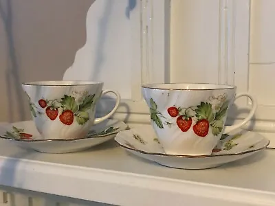 Buy Vintage Queen's Rosina China England Virginia Strawberry Tea Cup Saucer Set Of 2 • 66.38£
