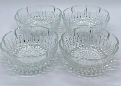 Buy Set Of 4 Pretty Vintage Scalloped Edged Clear Pressed Glass Dessert Bowls • 18.99£