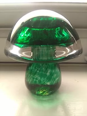 Buy Pembrokeshire Wales Hand Made Green Avoncair Glass Paperweight Ornament • 20£