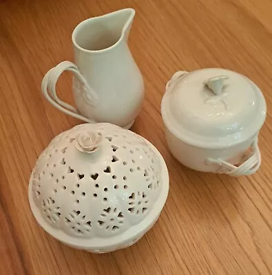 Buy Three Pieces Of Beautiful Hartley Greens & Co Leeds Pottery  • 55£