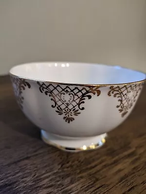 Buy Vintage Royal Albert Crown Bone China Sugar Bowl Gold Lattice Pattern  • 3£