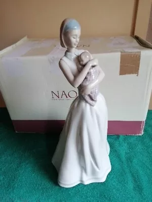 Buy LLADRO / NAO THE LIGHT OF MY LIFE. YOUNG MOTHER HOLDING BABY  #1413 Original Box • 80£