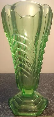 Buy Vintage Art Deco Large Emerald Green Glass Davidsons Gateshead Chevron Vase • 14.99£