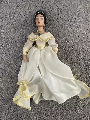 Buy Deagostini Disney Porcelain Doll Pocahontas London Dress • 5£