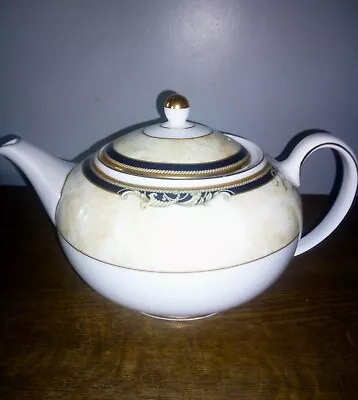 Buy Gorgeous Wedgwood  Cornucopia  English Bone China 2 Pint Teapot • 29.99£