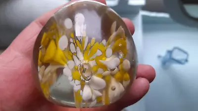 Buy Vintage Glass Paperweight • 10£