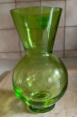 Buy Dartington Crystal Glass Little Gems Handmade Green Ball Vase • 25£