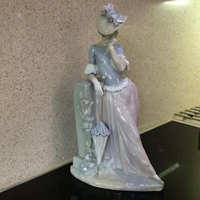 Buy Lladro  Lady  With Umbrella  Figurine Statue . VGC • 36.72£