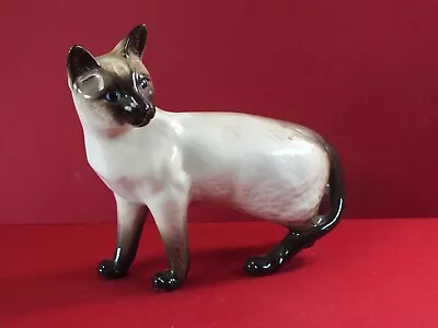 Buy VINTAGE BESWICK - SIAMESE CAT FIGURE - 18cm Long • 20£