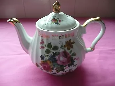 Buy Sadler Ruby Wedding Swirl Teapot • 25£