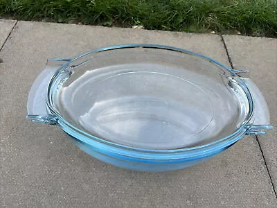 Buy Pyrex Casserole Dish With Lid • 19.99£