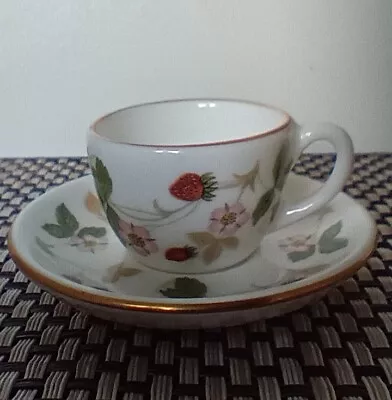 Buy Wedgwood Dolls House Miniature Tea Cup & Saucer Wild Strawberries • 10£