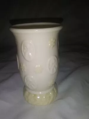 Buy Vintage Celtic Design -  3 1/2  Tall - 2  Opening -  Belleek Vase Ireland No0857 • 22.75£
