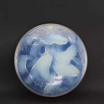 Buy Rene Lalique Large Cyprins Opalescent Glass Box C1921 • 1,550£