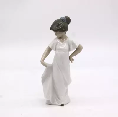 Buy NAO By Lladro Figurine  How Pretty  Girl Holding Dress Porcelain 22cm *Damaged • 4.99£