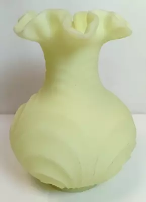 Buy Vintage FENTON Art Deco Style/Pattern Lime Green 8  Tall Milk Glass Vase • 19£