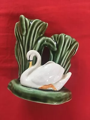 Buy Sylvac Pottery Green Vase With White Swan 4393 8.5cm Tall • 3£