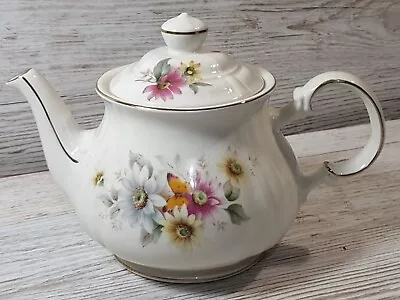Buy Vintage Retro Sadler Floral Dainty Porcelain Tea Pot.  • 11.99£