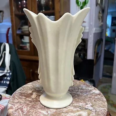 Buy Vintage Shawnee Pottery Matte Cream Vase FUSA • 40.50£