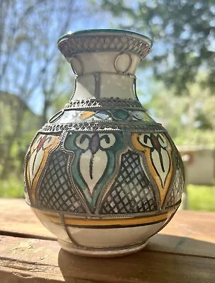 Buy VTG Moroccan Fez Pottery Moorish Polychrome Vase Metal Filigree Overlay 5 3/4  • 17.52£