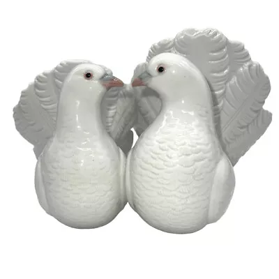Buy Lladro Couple Of Doves Kissing Lovebirds Porcelain Figurine 1169 Christmas Gift • 42.69£