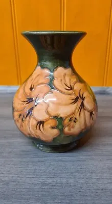 Buy First Quality Moorcroft ‘Hibiscus’ Fluted Vase With Original Paper Label • 79.99£