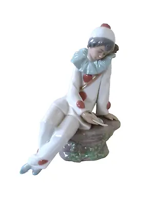 Buy LLADRO NAO Pierrot Figurine In Love With Mandolin. #1053 • 12£