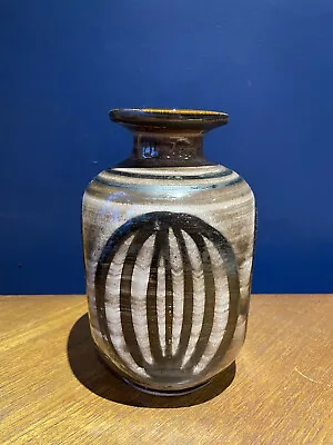 Buy Vintage Retro Cinque Ports Rye Pottery Geometric Vase • 10£