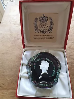 Buy Baccarat Glass Paperweight Queen Elizabeth II Silver Jubilee 1977 147/500 • 195£