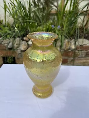 Buy A Stunning Heron Glass Art Vase • 30£