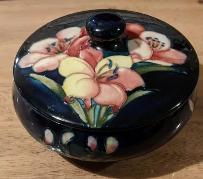 Buy Early Moorcroft Freesia Blue Lidded Bowl Potter To H.M. The Queen • 59.99£