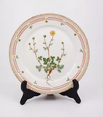 Buy Plate #3572 - Flora Danica - Royal Copenhagen - 1st Quality • 88.94£