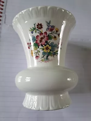 Buy Stunning White Bone China Coalport 'Ming Rose'  Vase No 45 • 6.66£