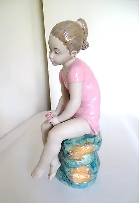 Buy 1978 Lladro 12  NAO Daisa Porcelain Figurine Pensive Girl Sitting On Rock W/Rose • 233.52£