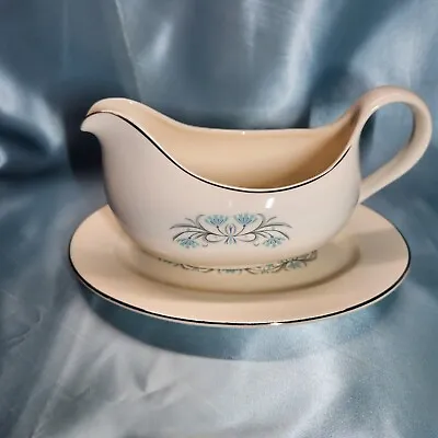 Buy Queen's Taste Homemaker Set Taylor Smith Taylor Vintage Gravy Boat With Tray • 18.21£