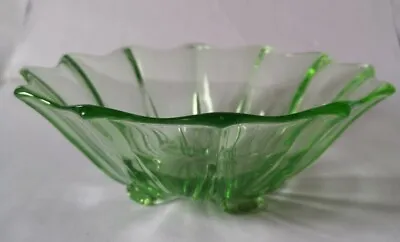 Buy UV Glass Uranium Green Fruit Bowl - Maker Unknown • 23£